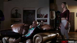 Tamaiti Jillian Janson tuturi, me te ngote dick nui, ka koa te hardcore teen topanga fucking i muri i te reira