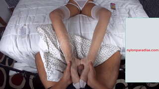 Cum en nylon pés sola